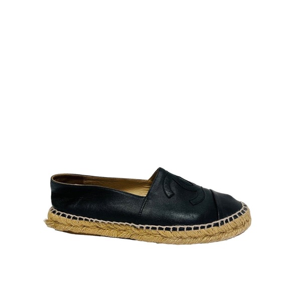 CHANEL Black Lambskin Leather CC Logo Espadrilles Flats Shoes Size 38 - Picture 1 of 9